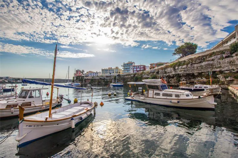 Alquiler de coches en Menorca sin franquicia